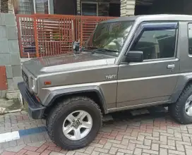 Taft GT 4x4 tahun 1992