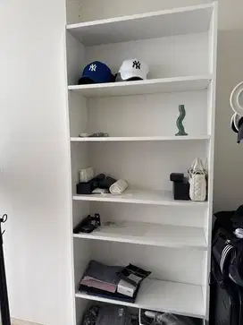 Lemari putih IKEA 6 tingkat 80x20x202