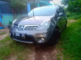 Dijual cepat Livina XV 1,5 2013 surat lengkap