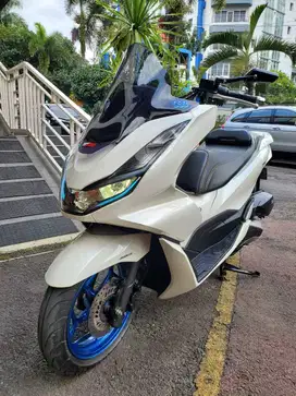 PCX 160 ABS WHITE TAHUN 2021