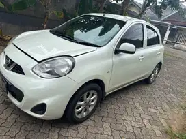 Pajak Panjang - Nissan March 1.2 L Bensin-AT 2015(TFS)