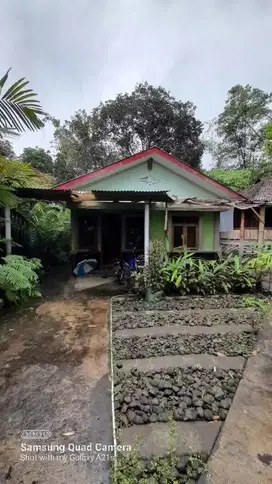 Tanah SHMS diGirikerto Turi PLUS 2 rumah pinggir jl (ADA SUNGAI kecil)