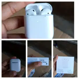 Airpods gen 2 second