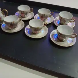 1 set cangkir jadul / vintage