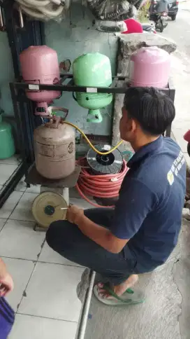 Servis Ac+ Freon,Bongkar pasang Ac, Mesin cuci, kulkas dllnya