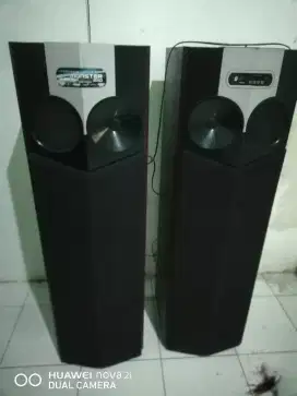 Speaker aktif Roadmaster 219