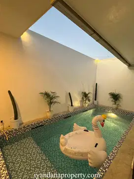 ID:H-06 Disewakan Villa Nusa Dua Kuta Selatan Bali Dekat GWK Ungasan