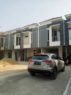 Dijual Rumah Mewah Harga terjangkau di Pisangan Baru Jakarta timur