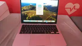 Macbook air 13.3inc M1 2020 256gb ibox