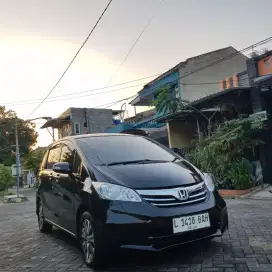 HONDA FREED E PSD 2012 BURGUNDY METALIC FULL ORI PEMAKAIAN PRIBADI