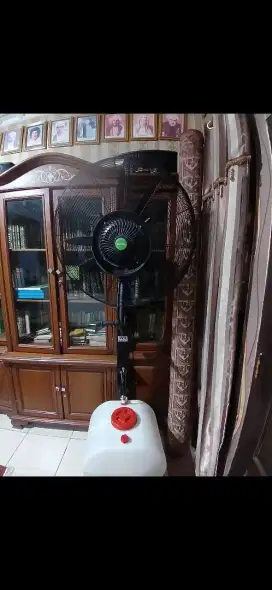 Kipas Angin Air Mist Fan Besar