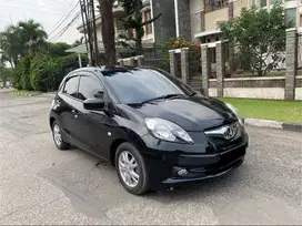 Dp 8jt - Brio E 1.2 manual 2014 Hitam || 2015