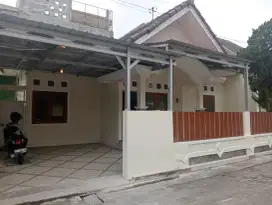 Dijual Murah Rumah Dalam Perumahan Dekat UGM/Al Azhar Jalan Plemburan