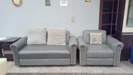 Sofa Oscar abu mewah besar dan kokoh