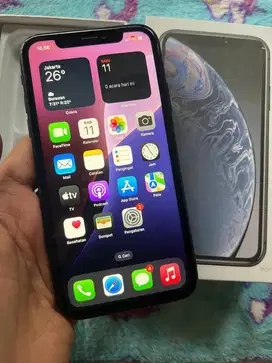 Iphone XR 128Gb fungsi lancar kartu bisa semua sesuai iklan