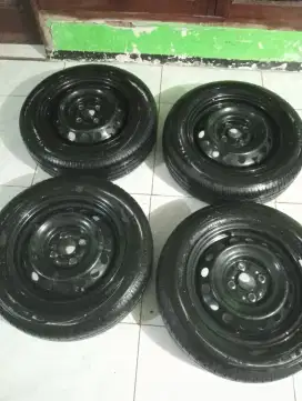 Velg kaleng R14 + Ban