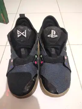 Sepatu Basket Nike PG2