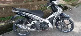 HONDA SUPRA X 125 DD HELM IN