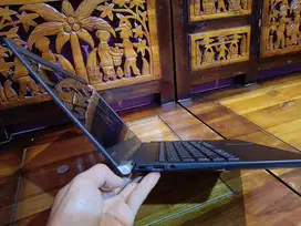 Ultrabook Toshiba U63 Slim Core i5 Gen7 Baterai 5 Jam