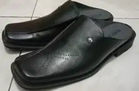 Sandal Buccheri Size 42