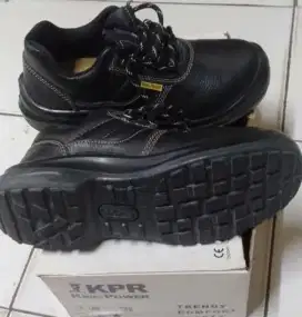 JUAL SEPATU SAFETY