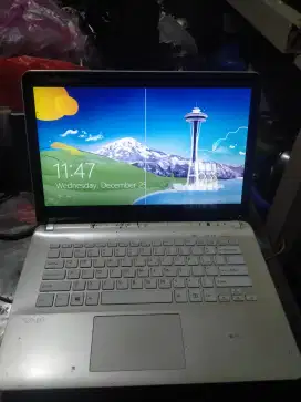 Laptop Vivo Sony touchscreen