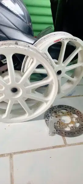 Pelek racing palang 9 Vario 125