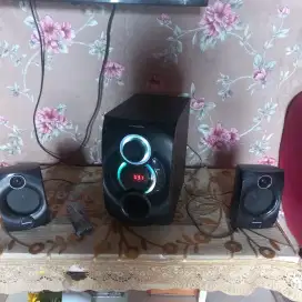 SPEAKER SIMBADDA CST7000 N+