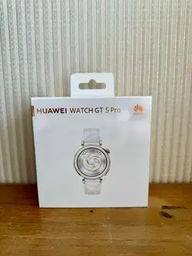 HUAWEI WATCH GT 5 Pro 42 mm White Ceramic 2024