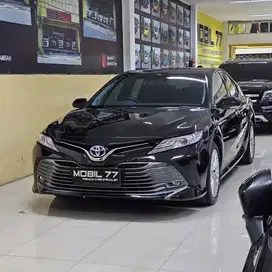 Toyota Camry Hybrid odo25rb Tahun 2021