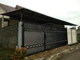 Rumah disewakan