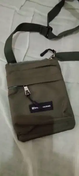 Tas Model Selempang