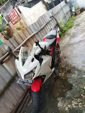 Honda CBR150  2015