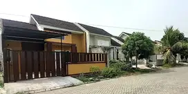 Rumah di Perumahan Patra Raya