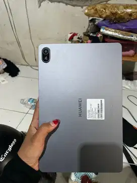 Dijual tablet bekas pemakaian 3 bulan bisa nego tipis2 ya