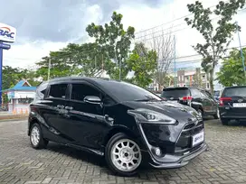 Toyota Sienta 1.5 Q Bensin AT 2019 , Hitam