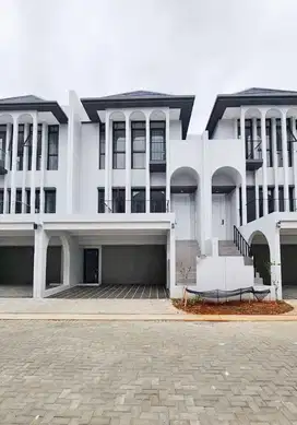 Rumah Cantik 3 lantai di Aether Greenwich Park BSD City
