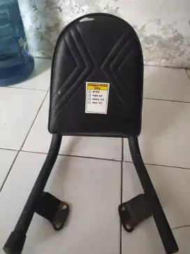 Sandaran motor matic yamaha