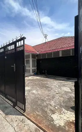 Dijual Rumah Tua Samping ITC Kuningan bisa jadi kontrakan strategis