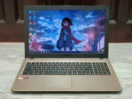 LAPTOP ASUS MURAAHH