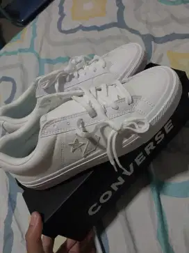 Sepatu Converse A10546C unisex