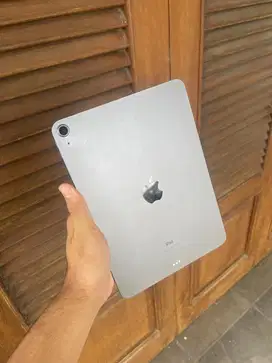 IPad Air 4 64gb wifi only ex inter fullset