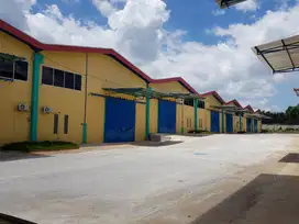 DISEWAKAN GUDANG BEBAS BANJIR LOKASI STRATEGIS DALAM CLUSTER PERGUDANG