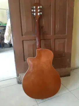 Jual gitar akustik