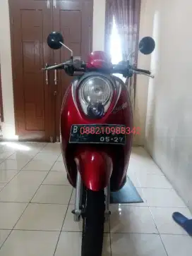 Honda Scoopy 2012