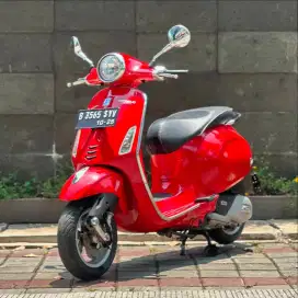 Vespa Primavera IGET 150 TAHUN 2016