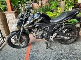 Honda CB 150R' 18 Hitam Mempesona Pjk & Plat Panjang Siap Pake & Bagus