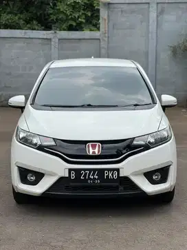 Honda jazz S MT 2019 LOW KM 11 ribu