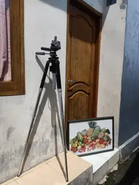 Tripod kamera manfrotto 029.2,jt. murah hanya untuk hari ini