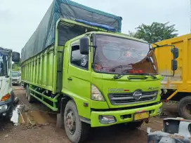 TRUK TRONTON BAK BESI HINO 6X2 TAHUN 2014